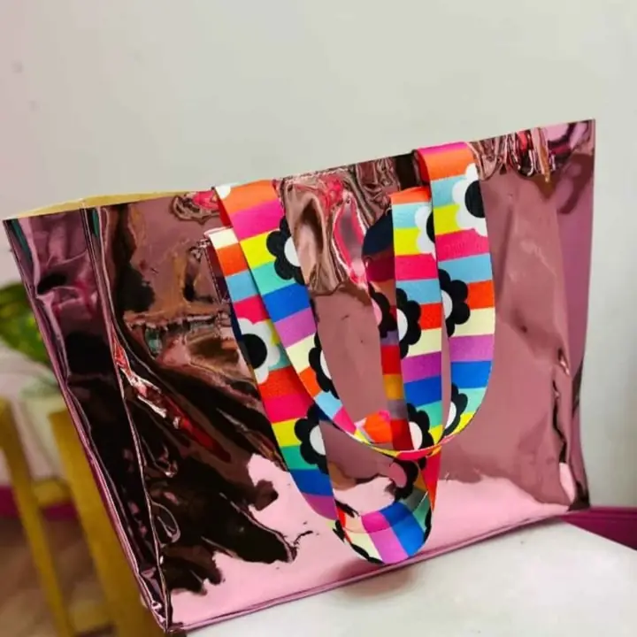 Bolsos playeros. Pedido llega el 19/12/24