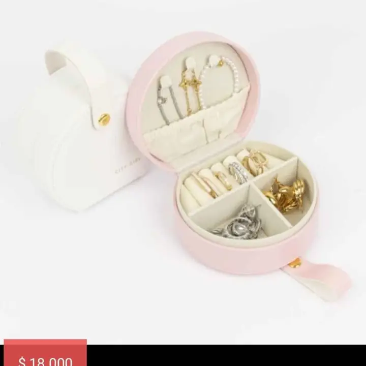 Accesorios de moda. Pedido llega el 16)10/25