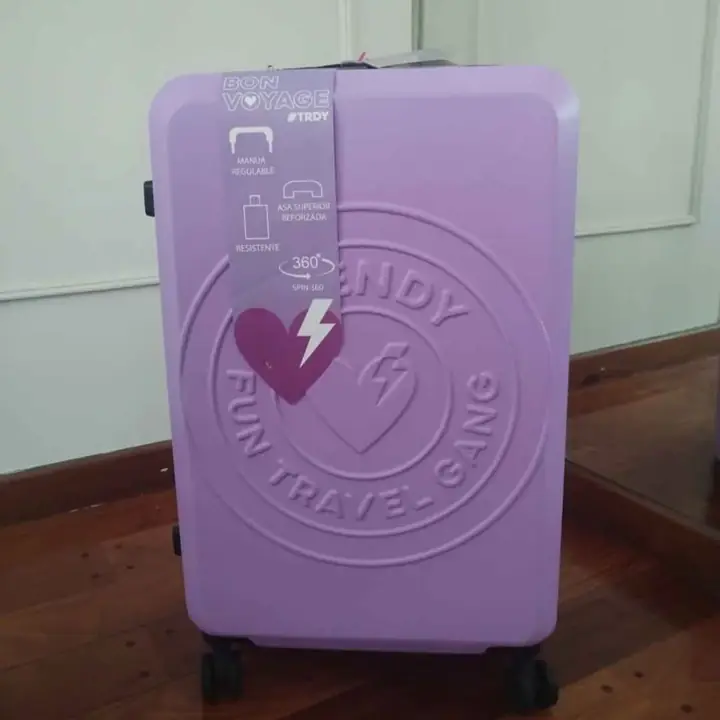 Valijas en liquidación. Febrero 26