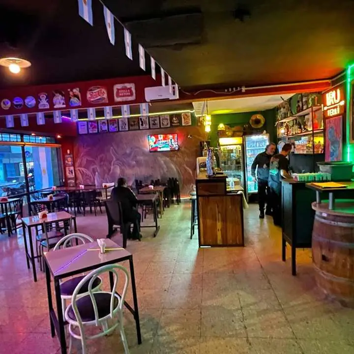 VENTA/Fondo de Comercio Bar / Camarones 1500, CABA / funcionado / u$s 20.000