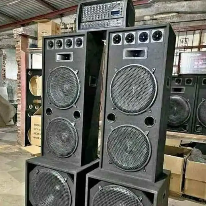 Torres de SONIDO