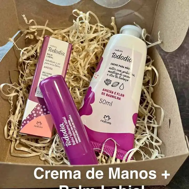 Crema de Manos x 50 gr Ciruela y Vainilla + 1 Bálsamo Labial