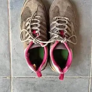 Zapatillas Femeninas hi tec Talle 37