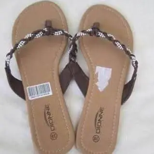 Ojotas Cuerina Suela Goma Talle 39. Nuevas