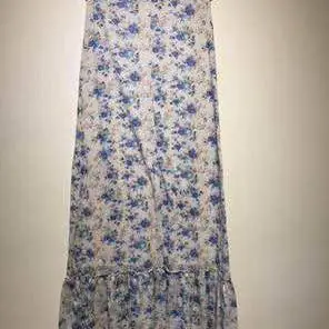 Vestido Strapless largo floreado. Talle 42