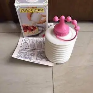 Decorador de crema. Rápid Crem. Ideal para Reposteria y Pasteleria