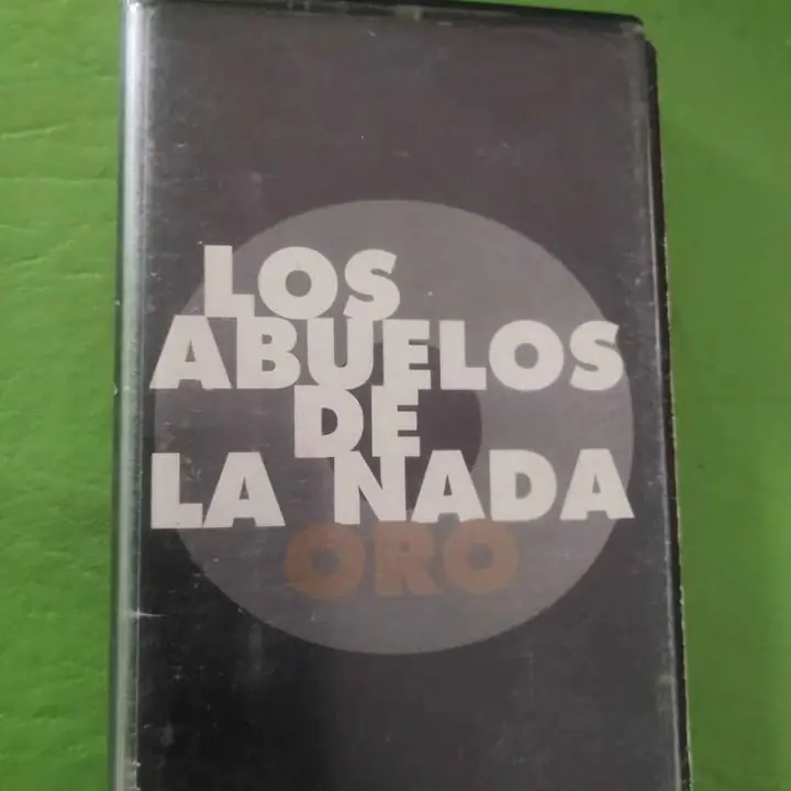 Los abuelos de la nada