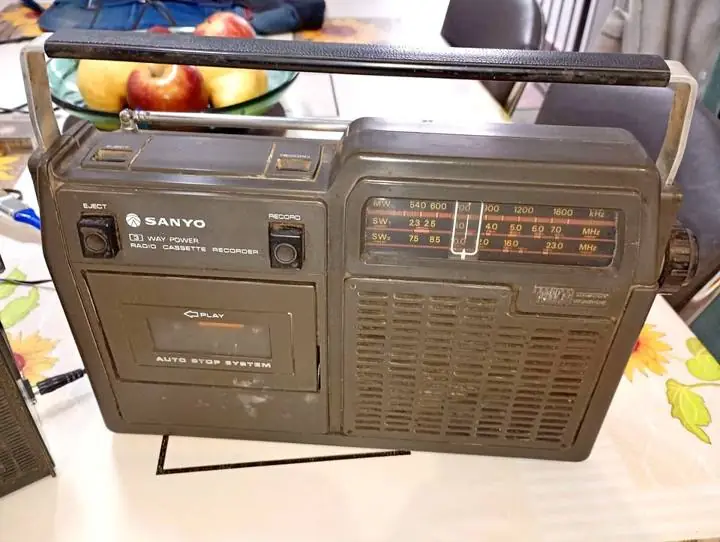 Dos radios por 40.000