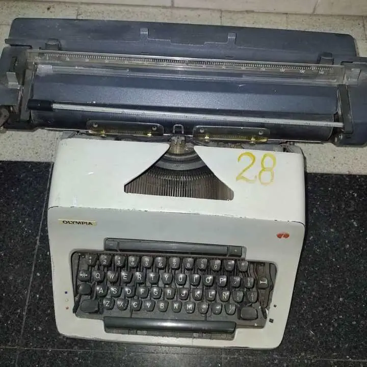 Maquina de Escribir Olimpia