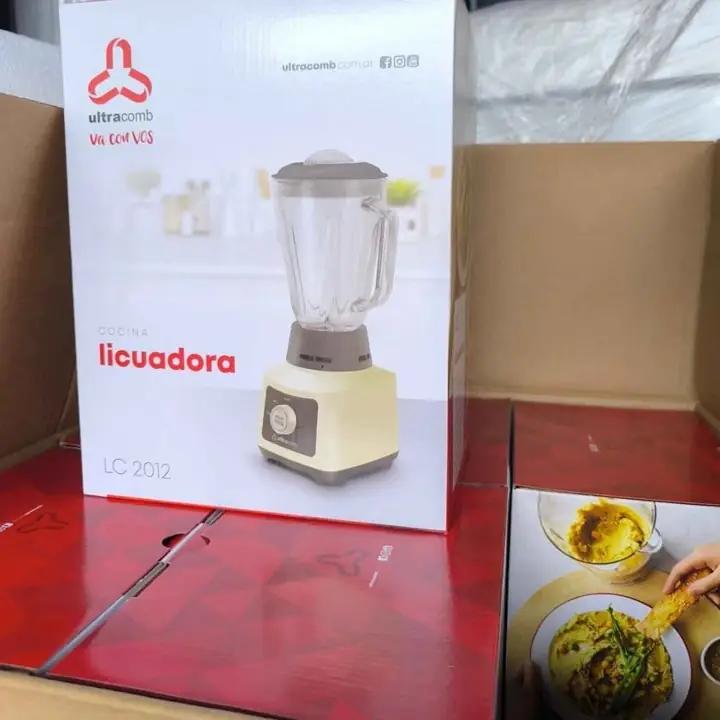 Licuadora Ultracomb 1.5LTS jarra de vidrio 700W pica hielo