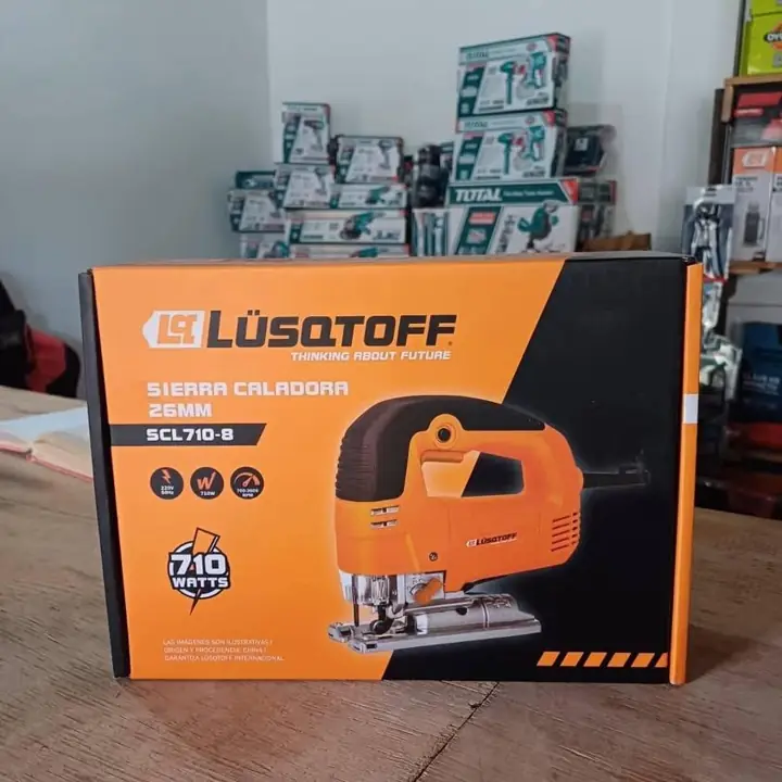 Sierra caladora lusqtoff 710w
