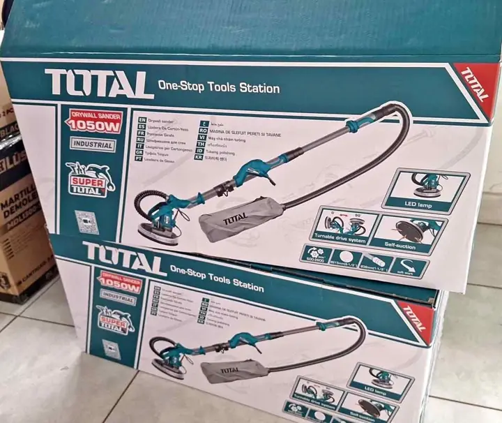 Alisador de pared y techo 1050w Total con bolso y 12 Lijas