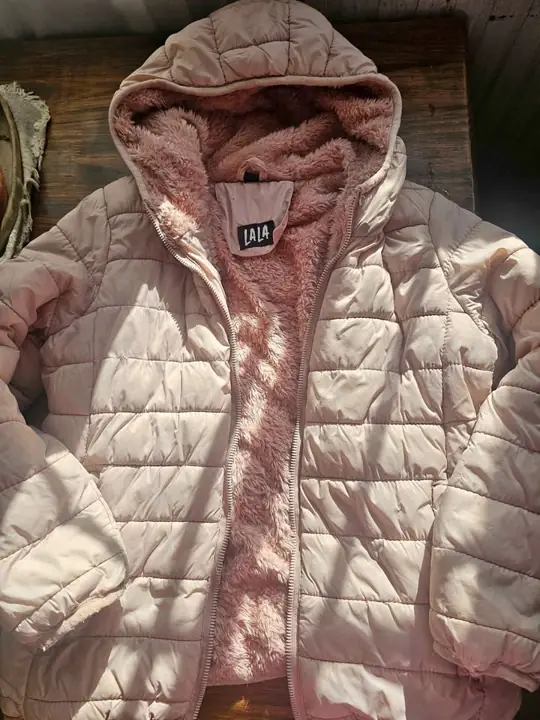 Campera rosa nude talle 8