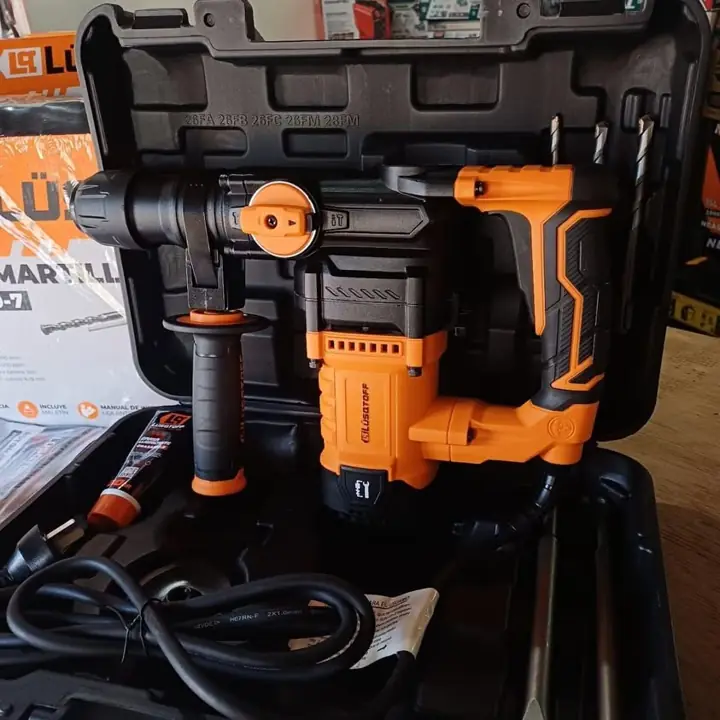 Rotomartillo taladro percutora 1050w 26mm lusqtoff + mechas + cinceles + maletín