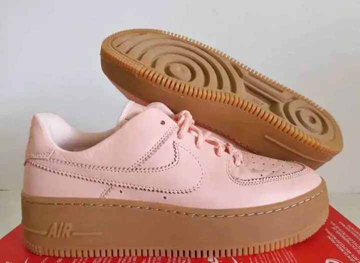 Zapatilla N i k e original air force rosa talle 37.5