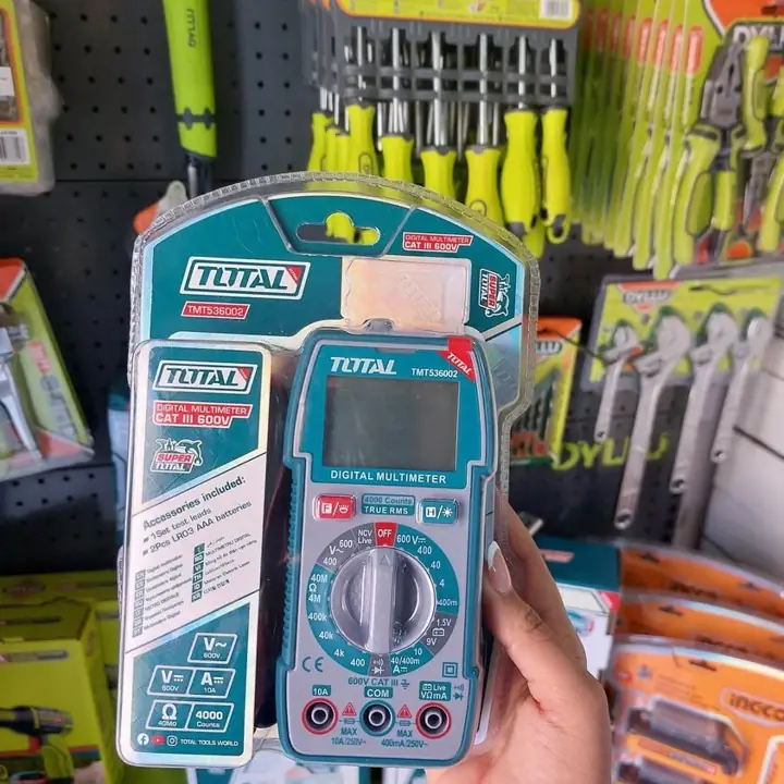 Testar digital 600v Total