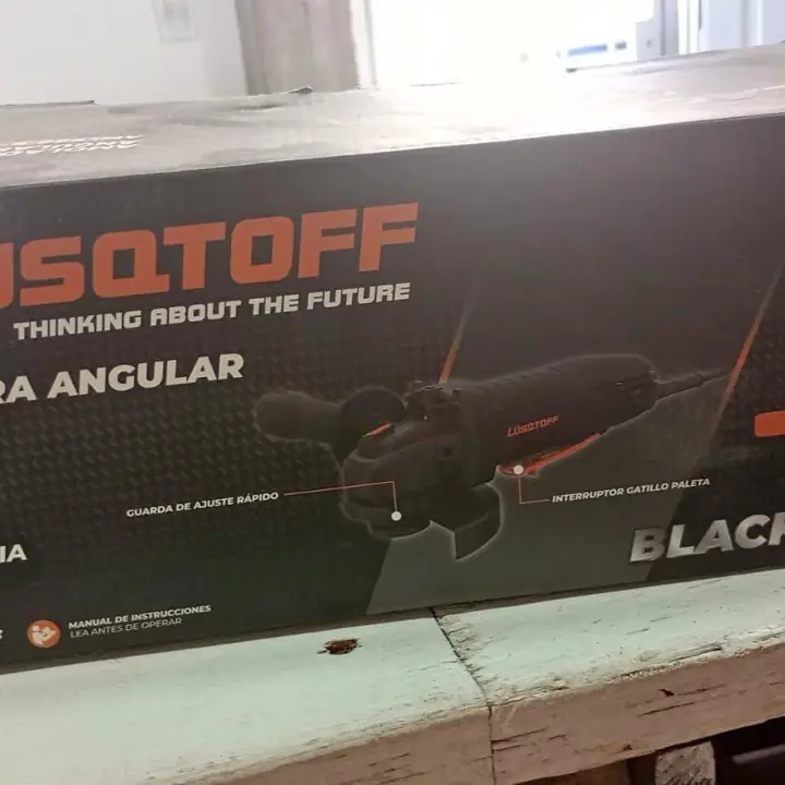 Amoladora angular 900w serie black lusqtoff