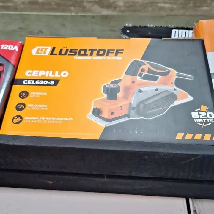 Cepillo carpintero 620w lusqtoff