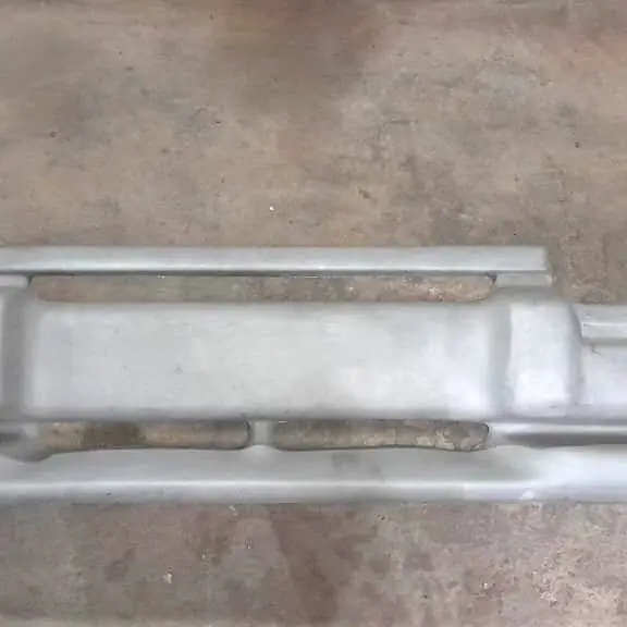 Paragolpe delantero C/ uñas Ford escort 84/95