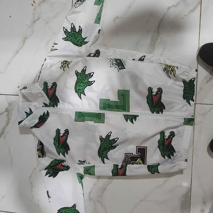 Rompeviento holiday talle xl ( leer descripción)