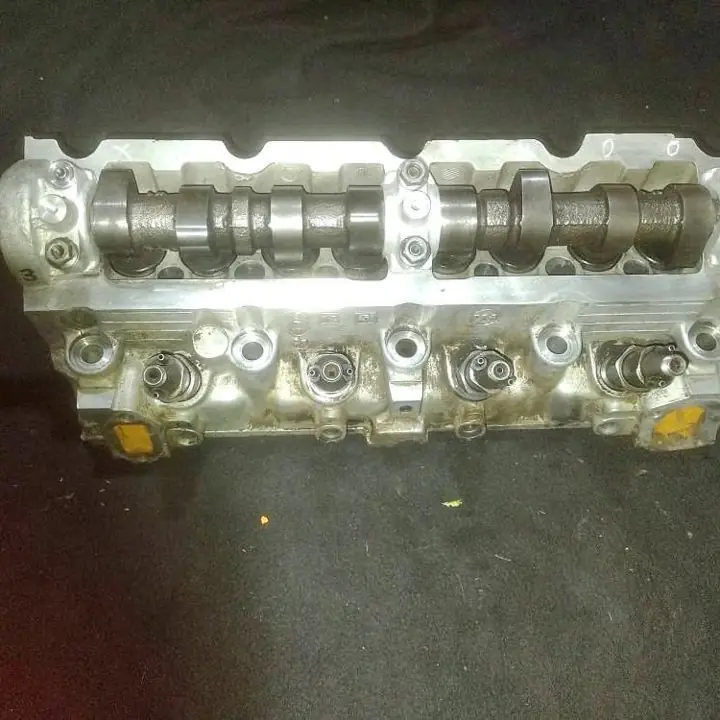 Tapa cilindro Peugeot 1.9