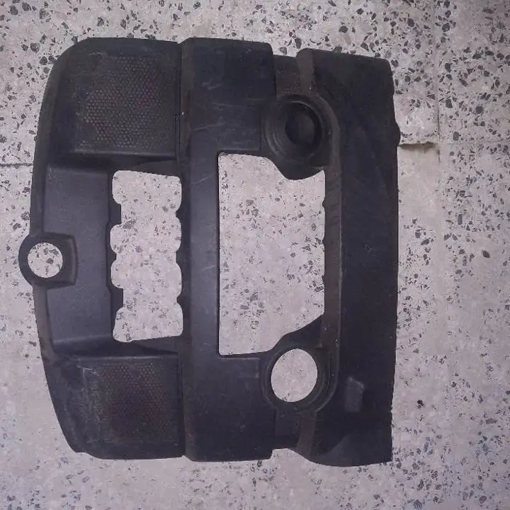 Tapa embellecedor motor audi a3