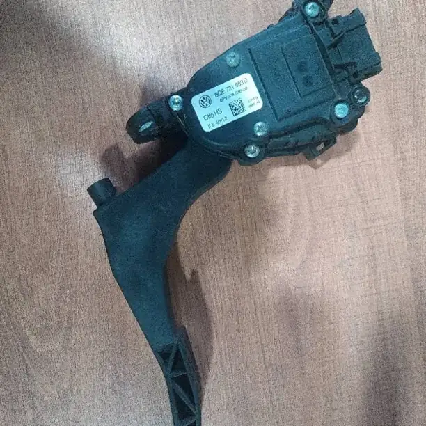 Pedal de aceleración vw