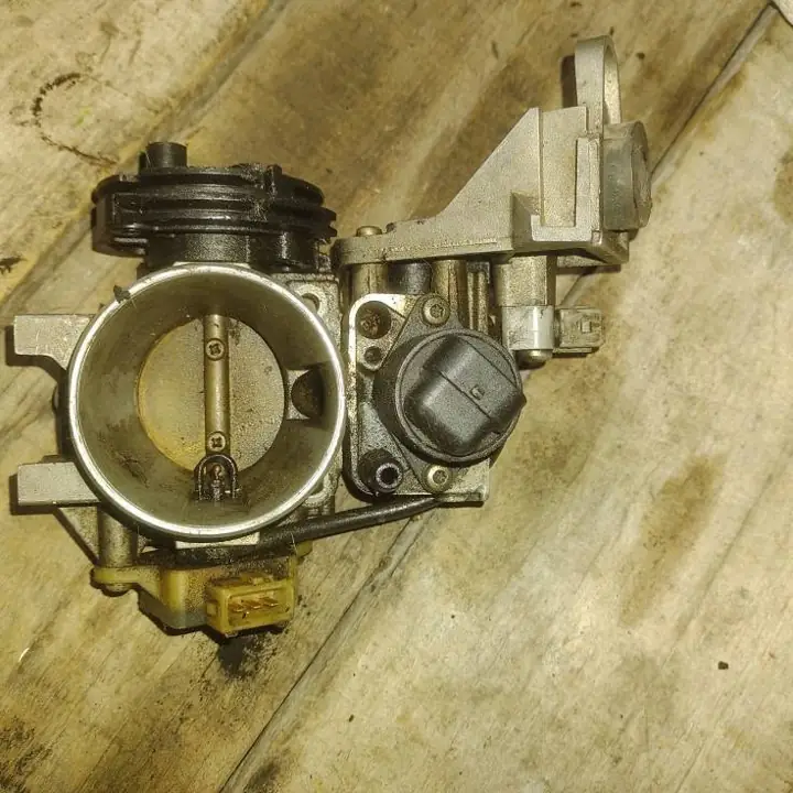 Cuerpo mariposa Peugeot 306 1.8 16v
