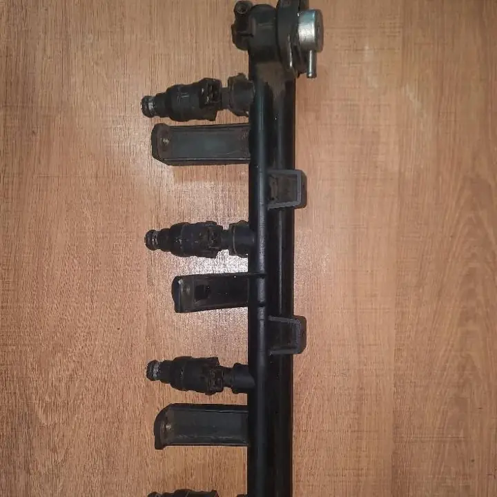 Rampa inyectora peugeot 306