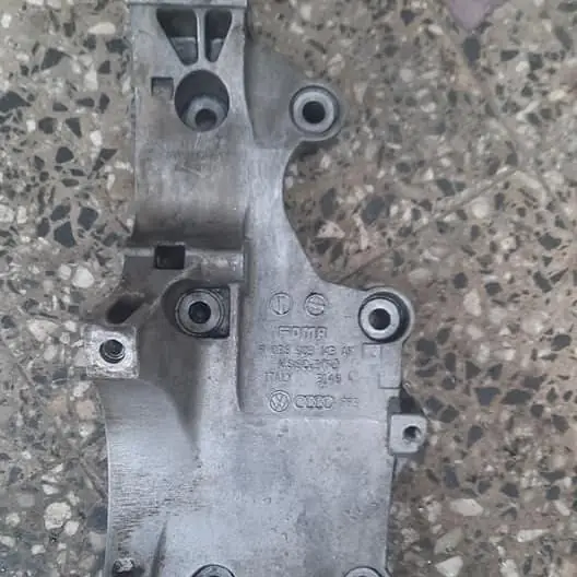 Soporte alternador vw