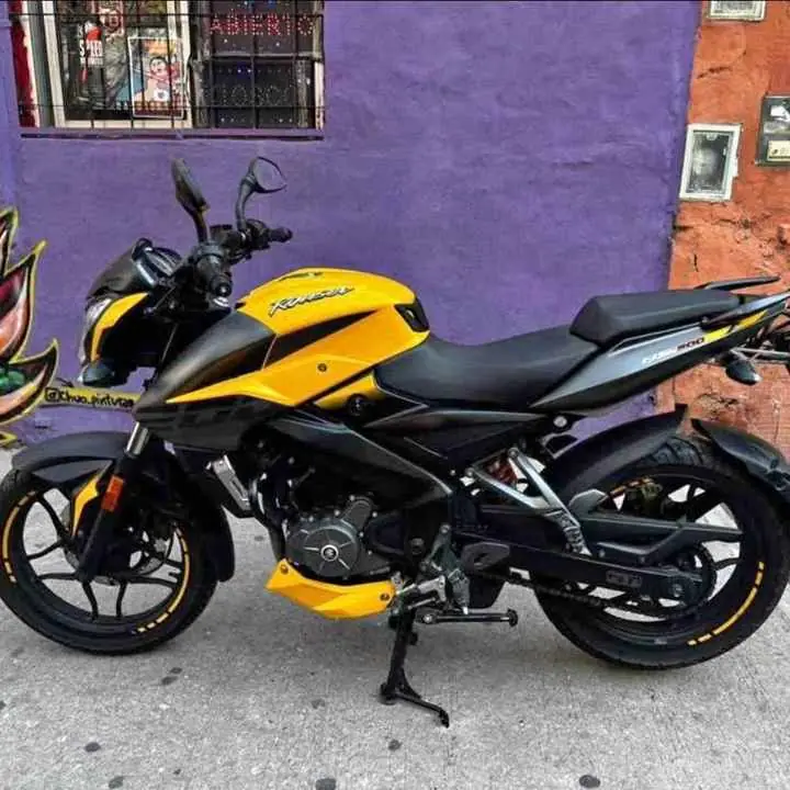 2021 Bajaj rouser