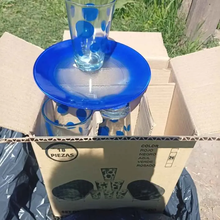 Set de vajilla de vidrio $32,000 envio a domicilio escribime I COORDINAM