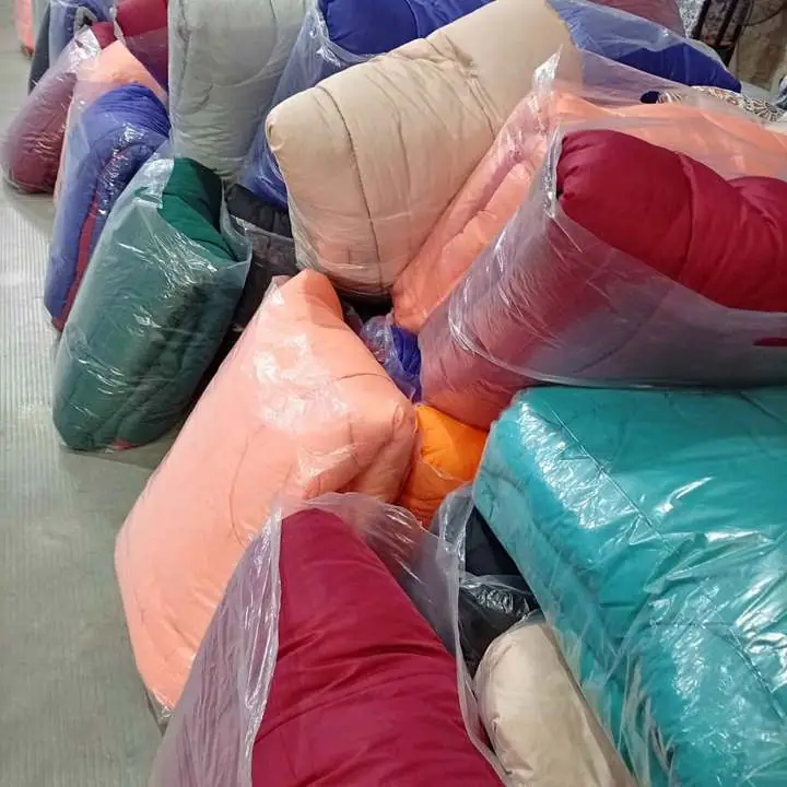 Acolchados, 2 plazas i media Lisos $19,000 Reversible doble guata MERLO