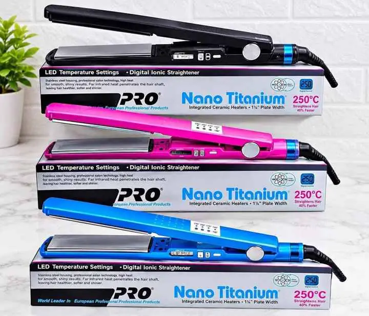 Planchita nano 230c $19.500 Merlo, solo celeste i negro