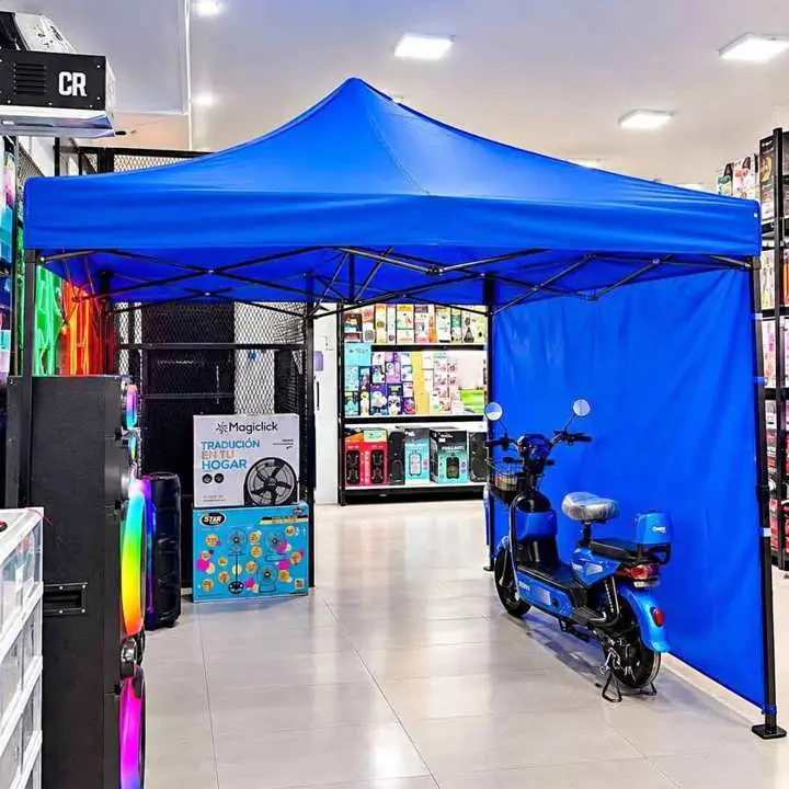 Gazebo plegable C/paredes DFO-GAZ3PAR efectivo: $125.500 - 3 paredes - plegable - color azul
