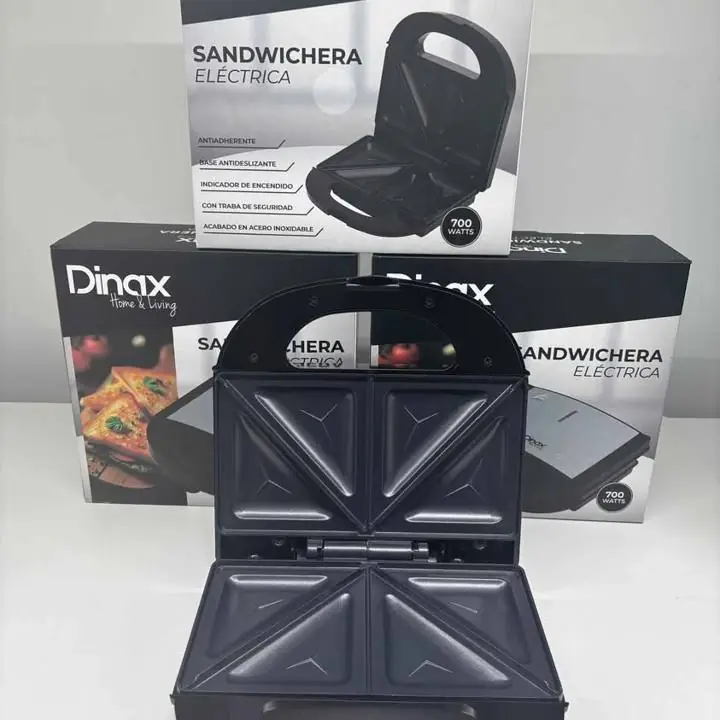 Sandwichera electrica antiadherente dinax SANSM700SW04 $20.000