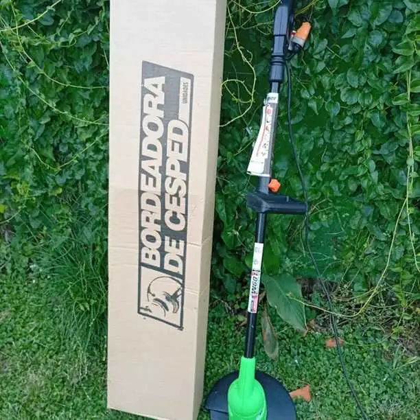E N S T o C K bordeadora de cesped profesional W601 $58.800