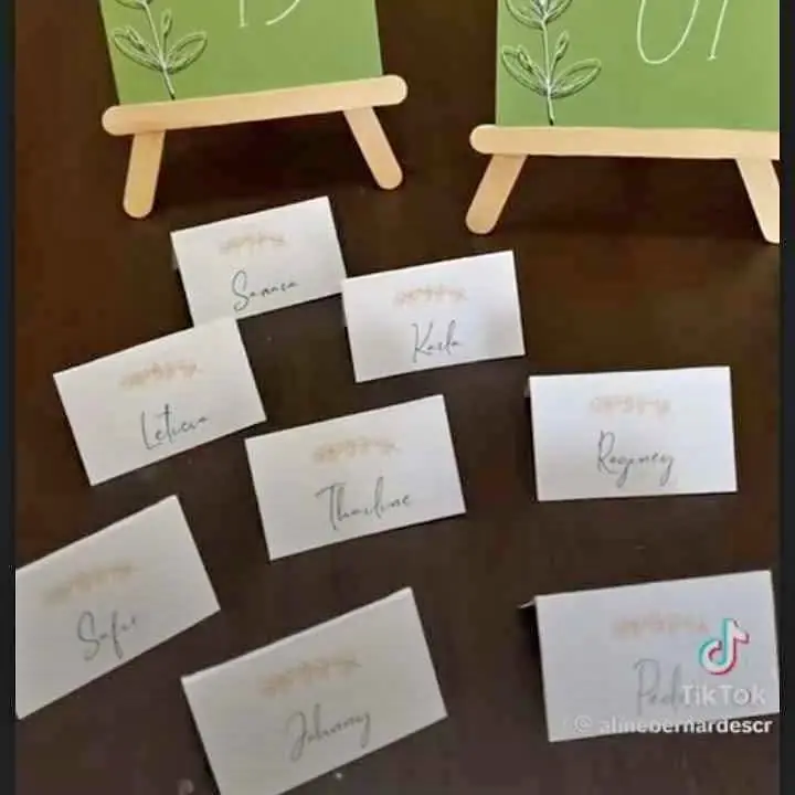 Carteles indicadores de mesa