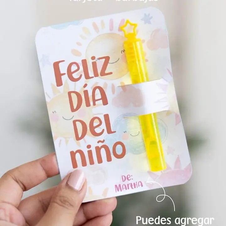 Día del niño tarjeta más burbujero