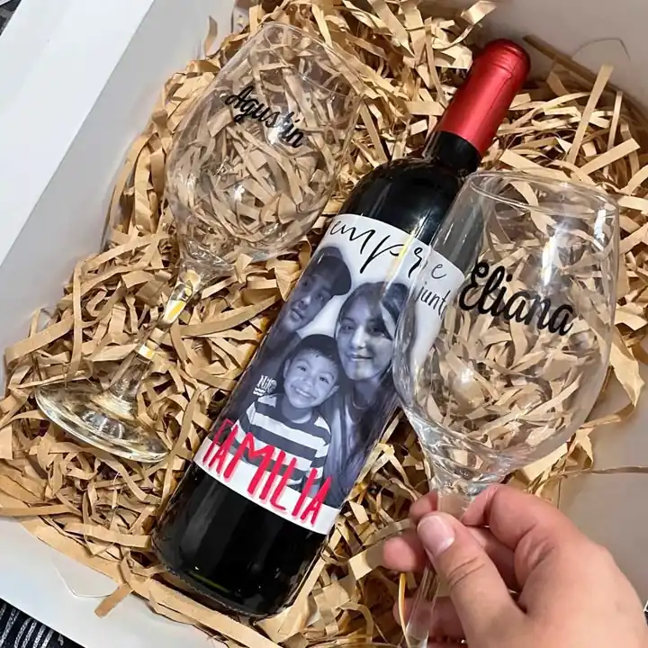 Caja box vino + copas regalo san Valentín