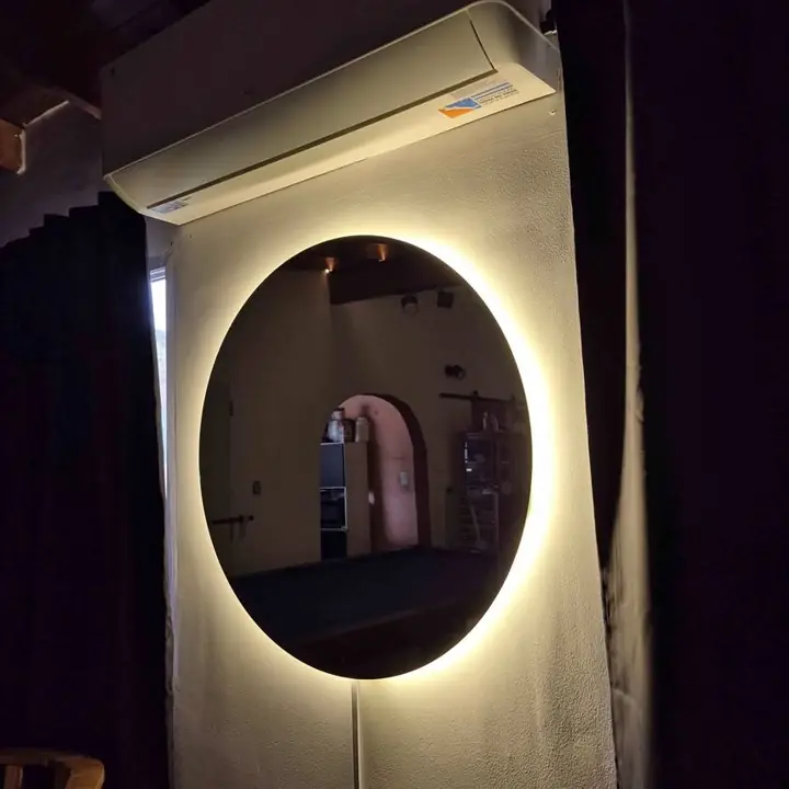 Espejos con luz a medida