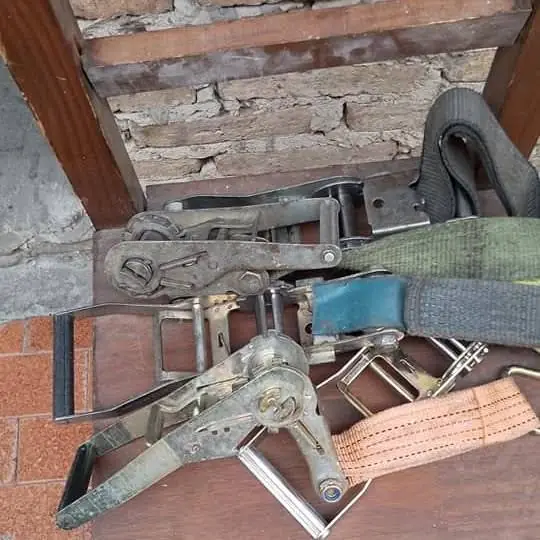 Trakas y paragolpes