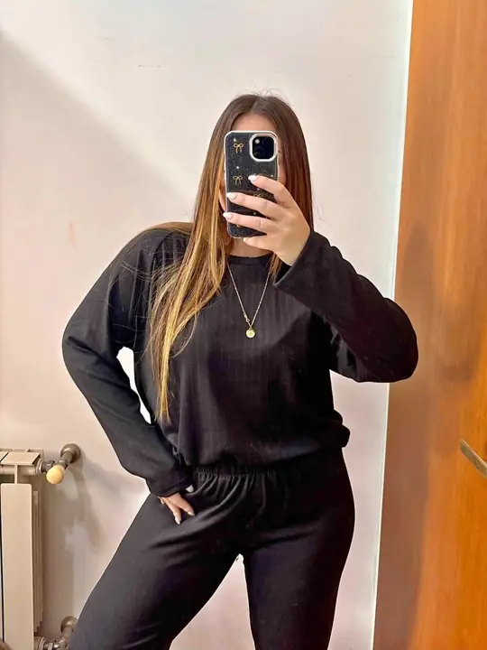 Pijama negro de mujer