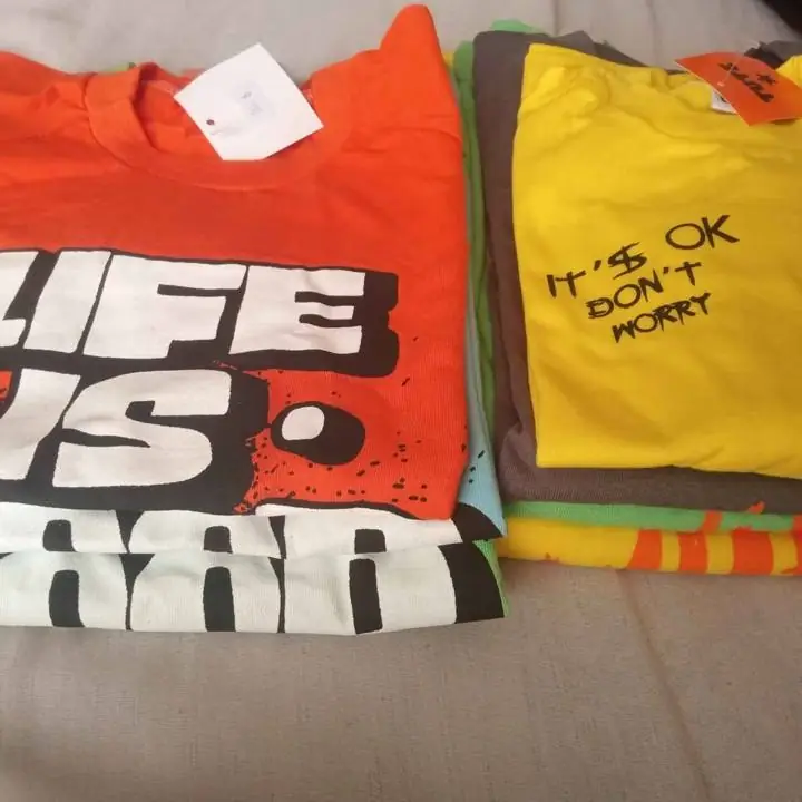 Camisetas de niño y pantalón frizado... Liquido todoo!? Nuevo con etiqueta