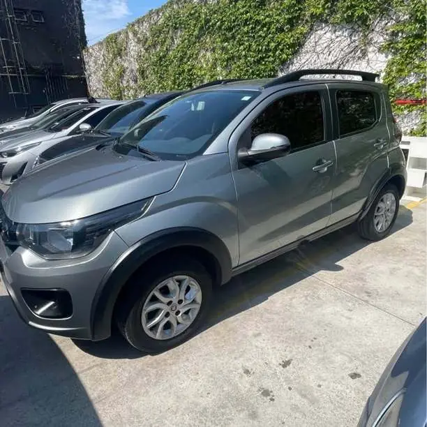 Fiat mobi way 1.4 vendo o permuto