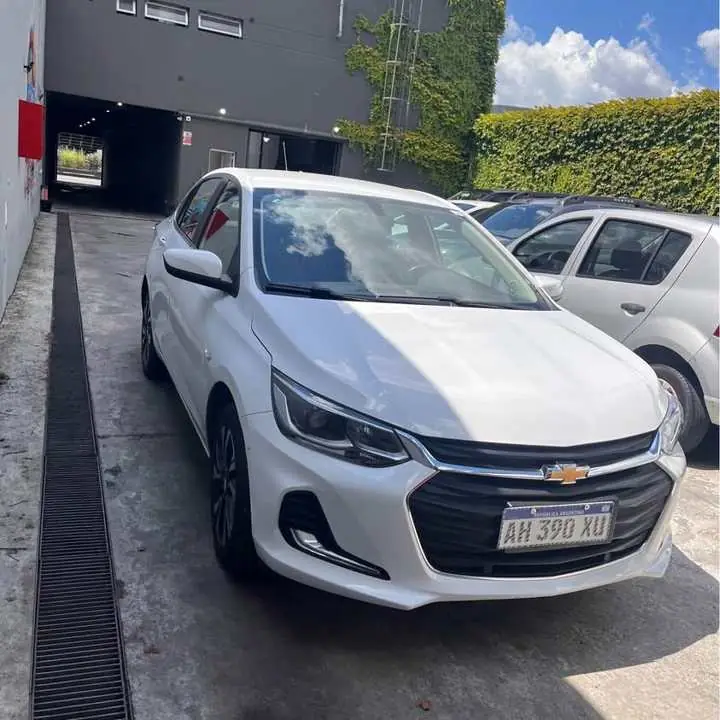 Ónix plus 1.0T premier