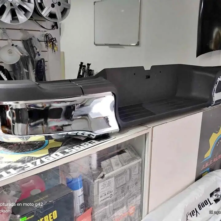 Paragolpe trasero Toyota Hilux 17/20