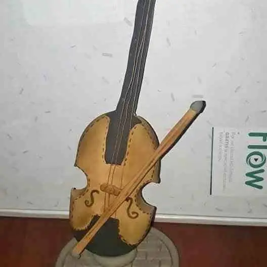 Adorno de to rta viol in
