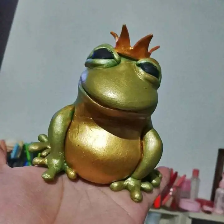 Adorno personalizado sapos rey