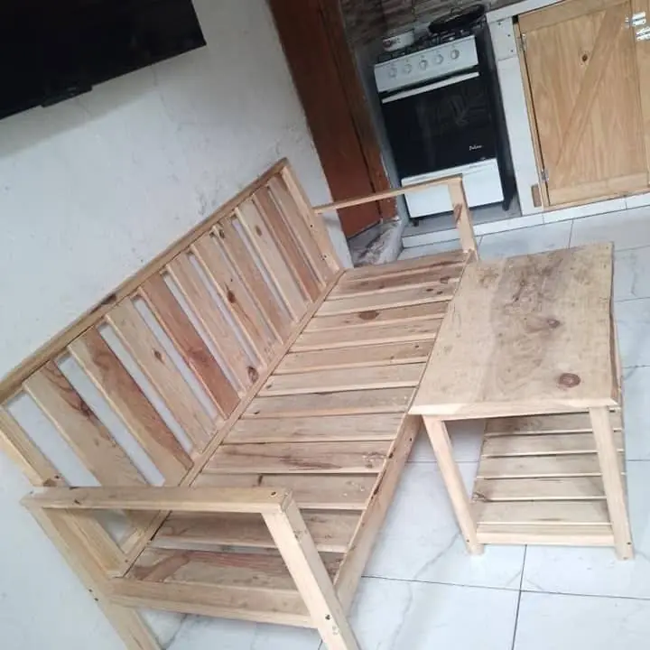 Sillón y mesa ratona